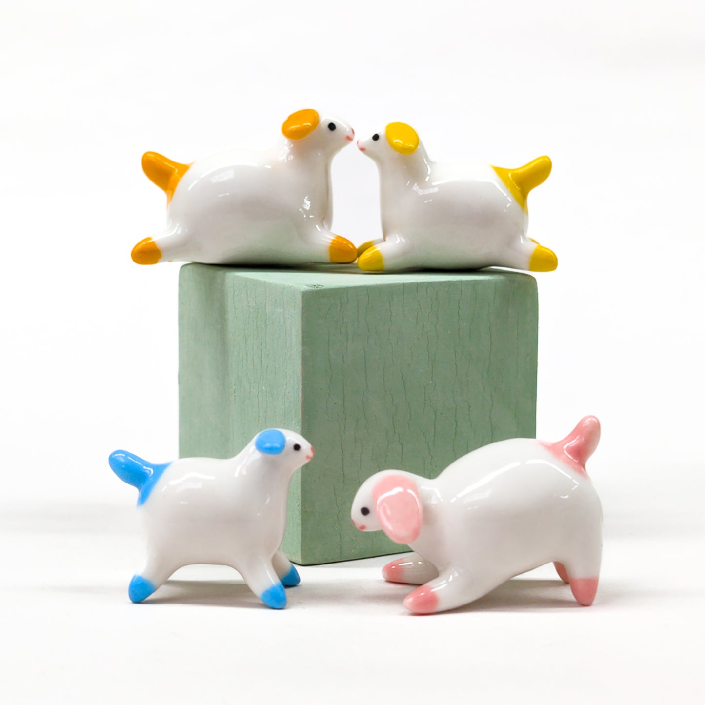 goatPIERROT Ceramic Art Toy [Porcelain Pupnubbin: Mystery color, choice of size and pose]