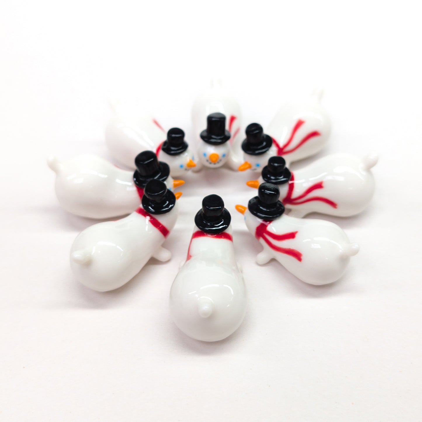 goatPIERROT Ceramic Art Toy [Snowblobmen with Top Hats, 4.5 cm long, Listed Individually]