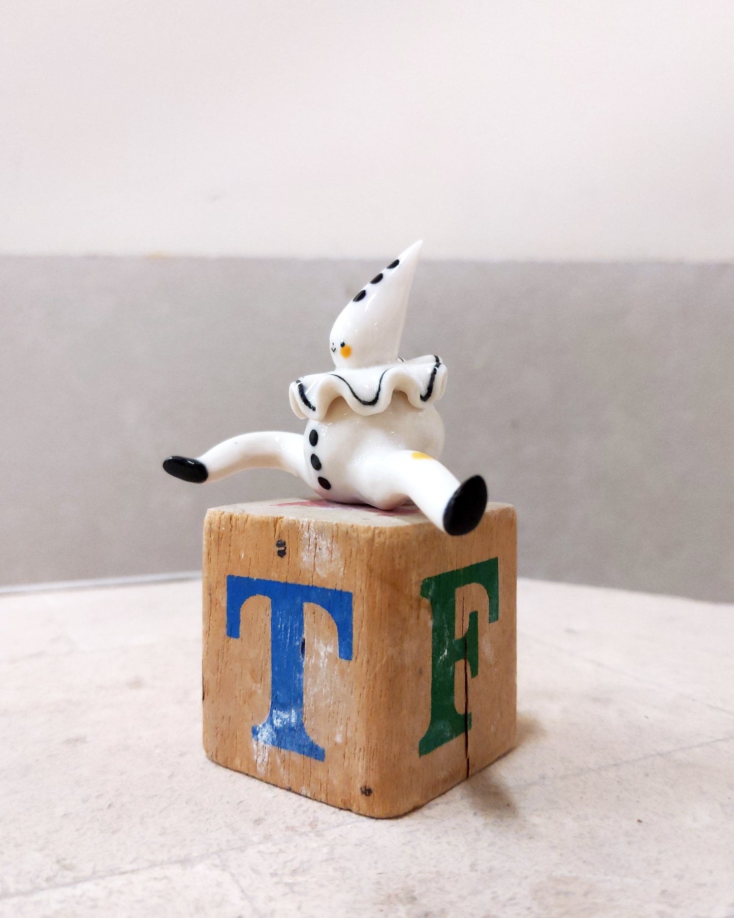 goatPIERROT Ceramic Art Toy [Tinybirdman 23.067: Ruffle Pierrot, 1.9" tall]