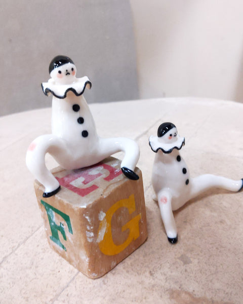 goatPIERROT Ceramic Art Toy [23.099+100: Pierrot Enfant Duo, 2.25"-2.5" tall]
