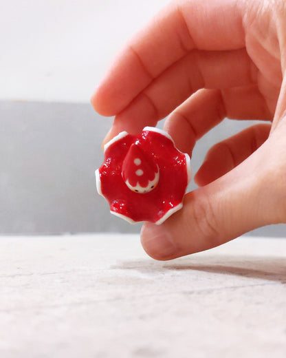 goatPIERROT Ceramic Art Toy [BB23.118: Scalloped Red Squid Pierrot Birbauble, 1.75" tall]