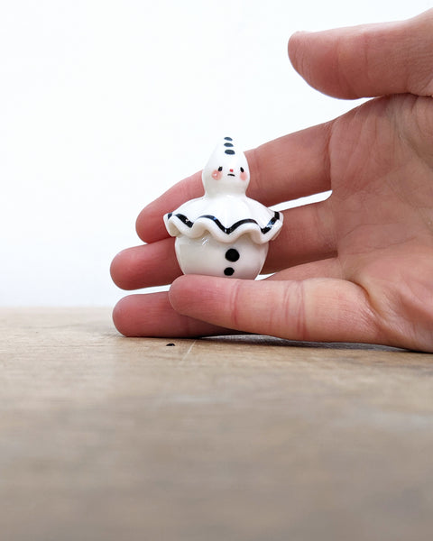 goatPIERROT Ceramic Art Toy [Birbauble BB24.003: Pierrot with Floppy Ruff]