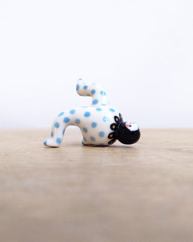 goatPIERROT Ceramic Art Toy [Tinybirdman 24.014: Blue Polka Pajamasuit]