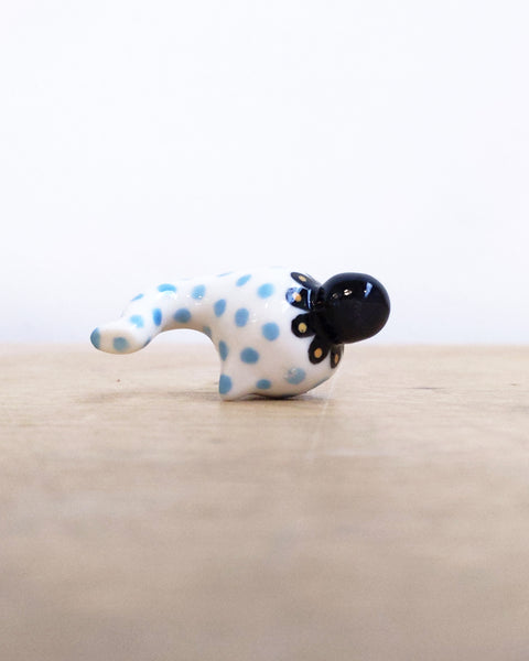 goatPIERROT Ceramic Art Toy [Tinybirdman 24.014: Blue Polka Pajamasuit]
