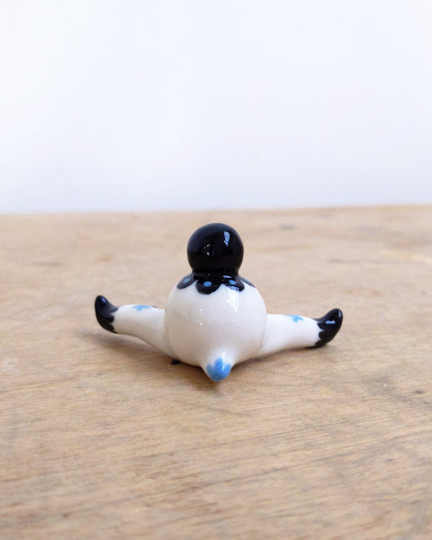 goatPIERROT Ceramic Art Toy [Tinybirdman 24.017: Black Flower]