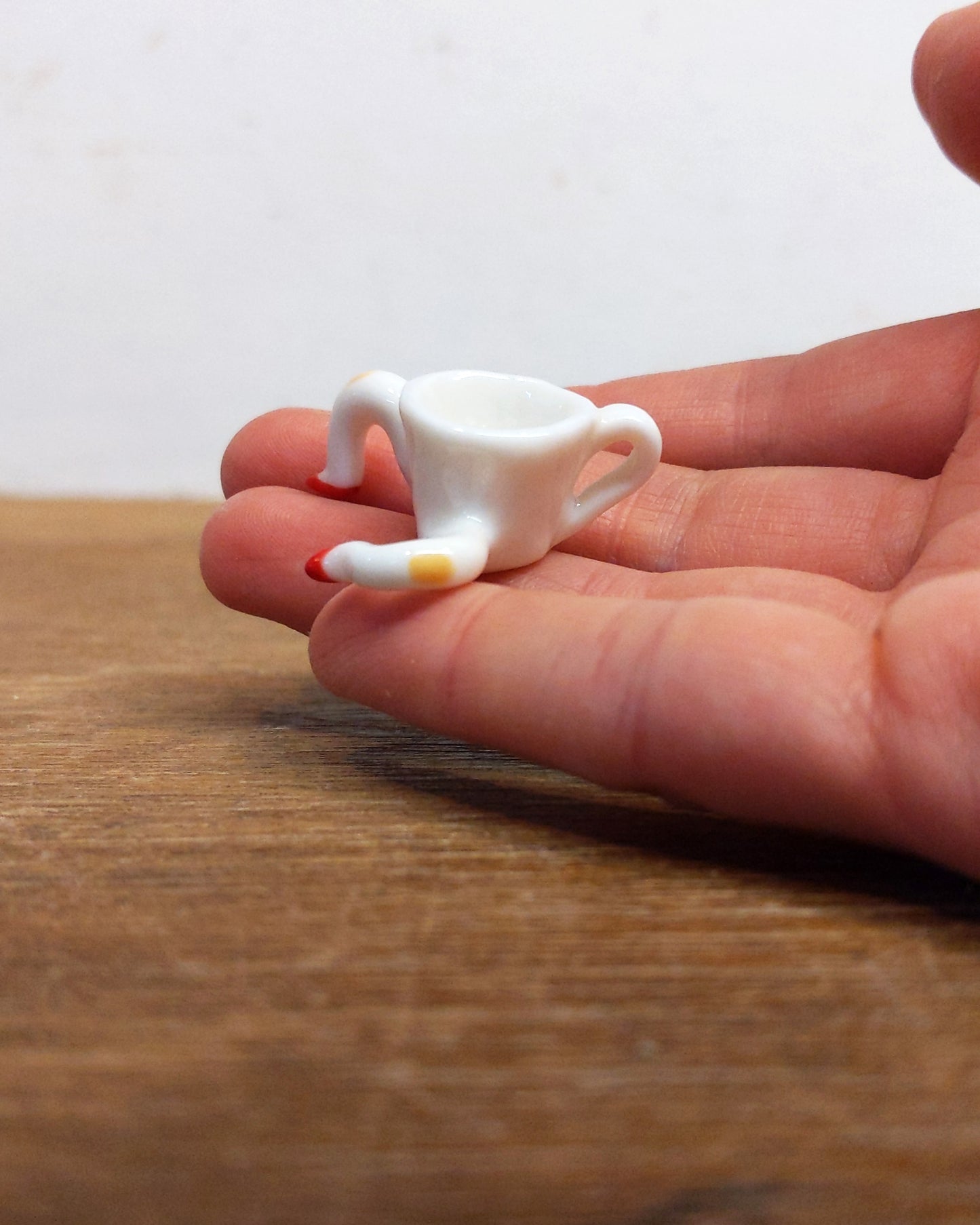 goatPIERROT Ceramic Art Toy [Leggy Teacup #1]