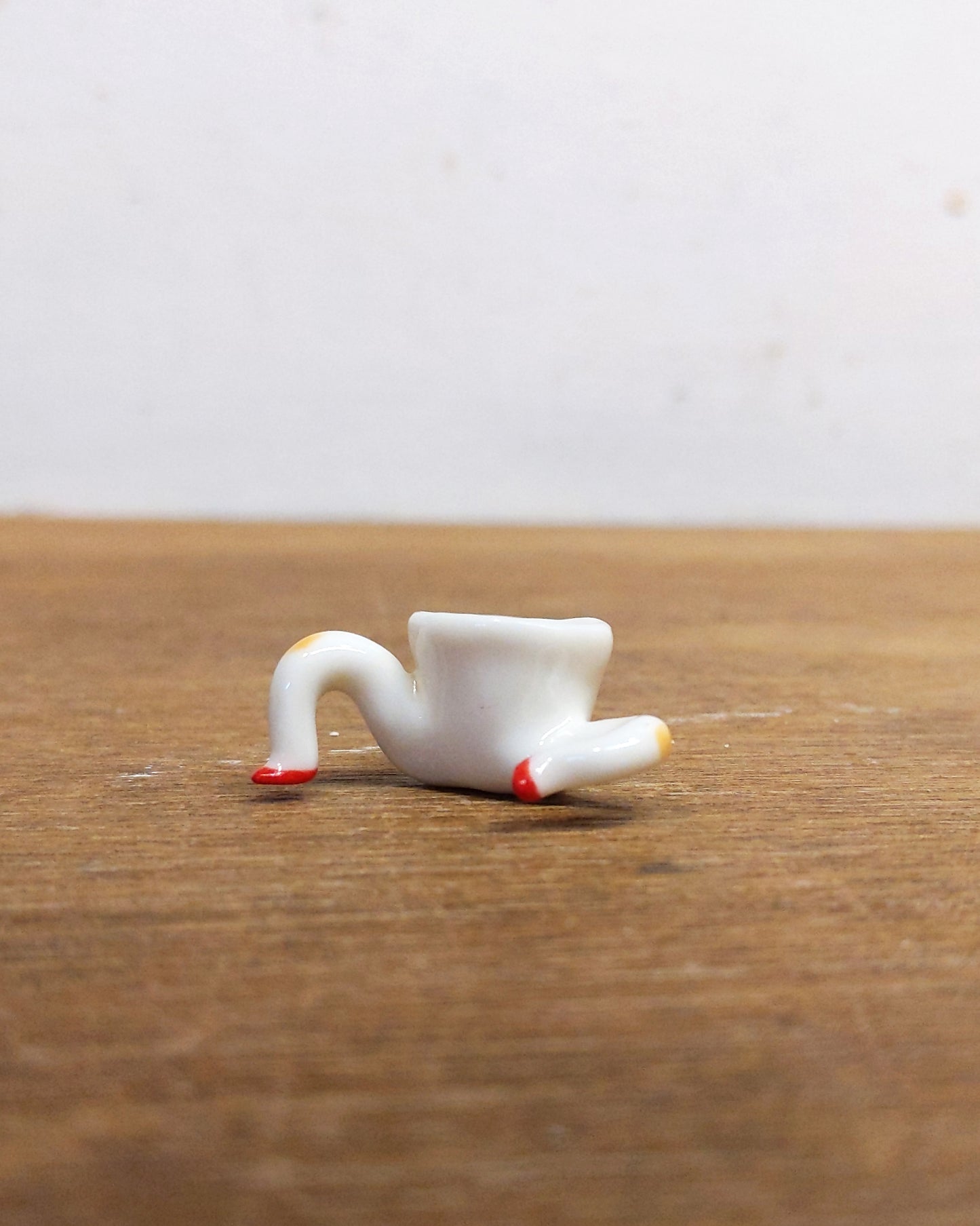 goatPIERROT Ceramic Art Toy [Leggy Teacup #1]