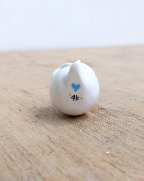 goatPIERROT Ceramic Art Toy [BB24.053: Pierrot Birbauble with Blue Cheeks]