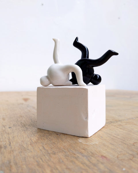 goatPIERROT Ceramic Art Toy [Black and White Tinybirdman Duo, Laid Back]