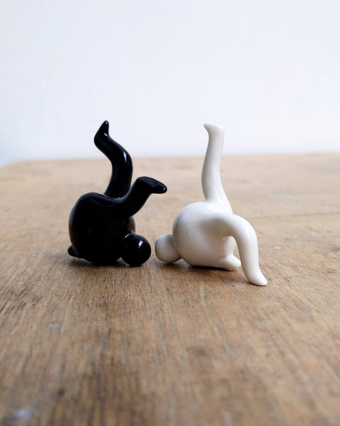 goatPIERROT Ceramic Art Toy [Black and White Tinybirdman Duo, Laid Back]