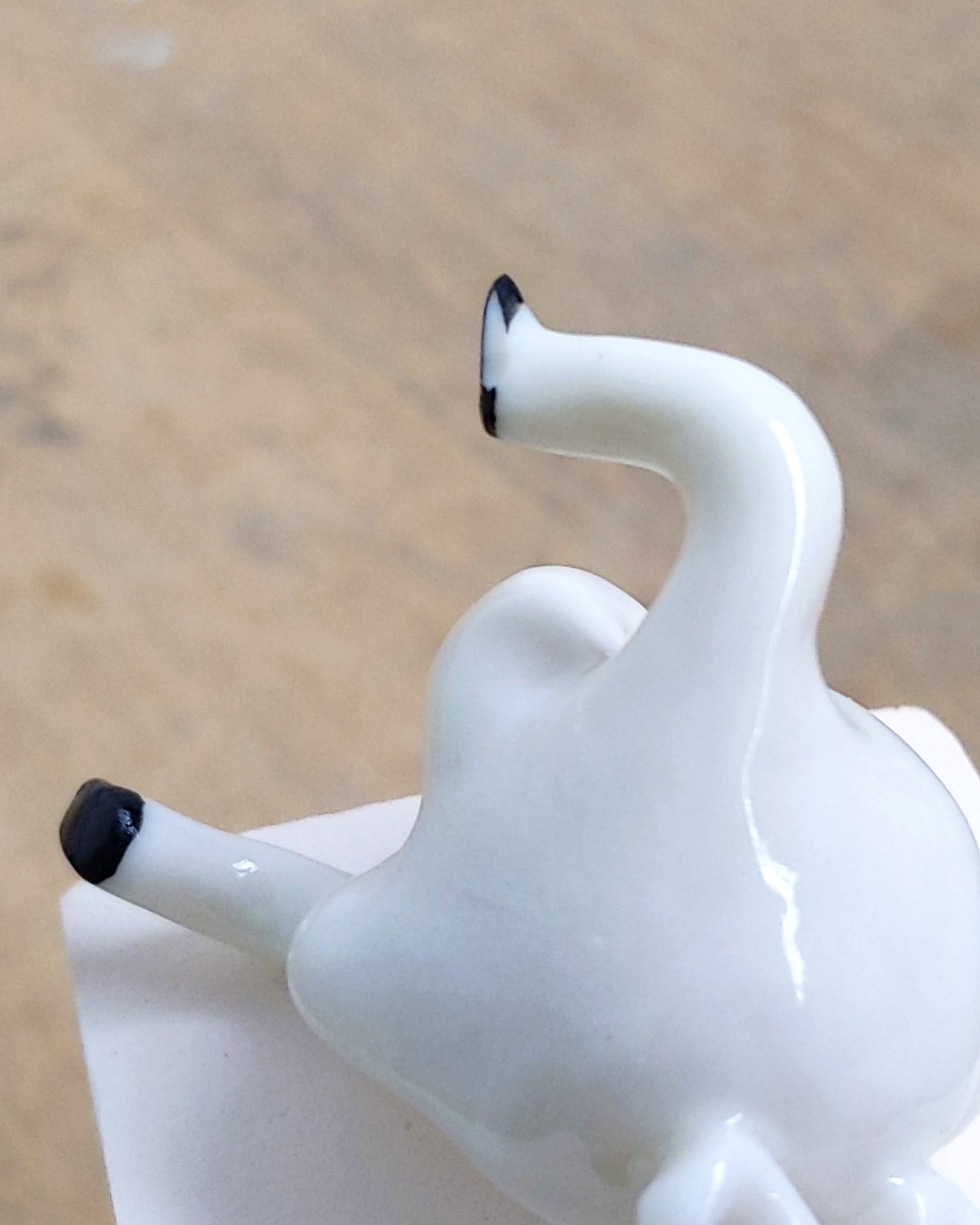 goatPIERROT Ceramic Art Toy [White Teapoot with Black Slippers, Second]
