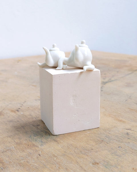 goatPIERROT Ceramic Art Toy [Teapoot Duo in White]