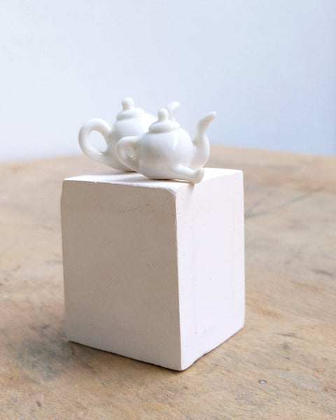 goatPIERROT Ceramic Art Toy [Teapoot Duo in White]