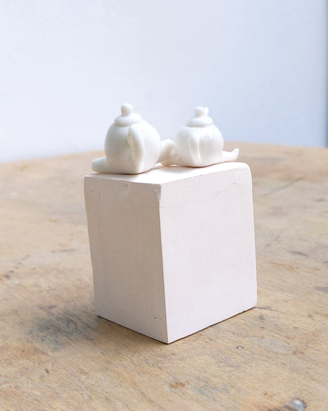 goatPIERROT Ceramic Art Toy [Teapoot Duo in White]