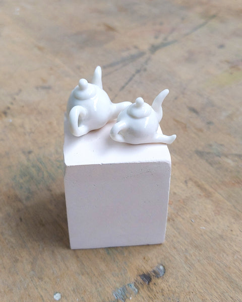 goatPIERROT Ceramic Art Toy [Teapoot Duo in White]