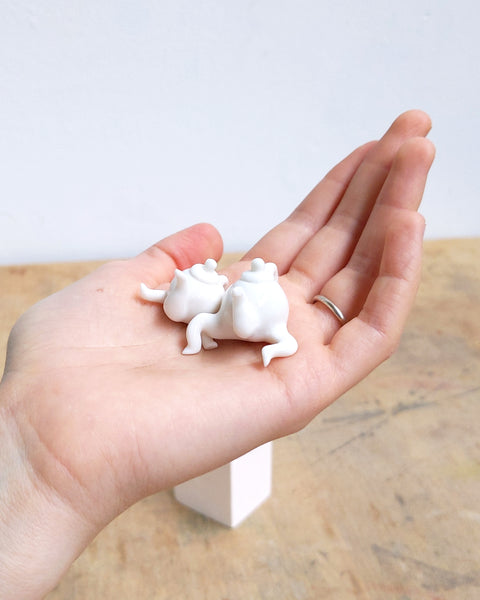 goatPIERROT Ceramic Art Toy [Teapoot Duo in White]