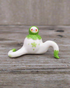 goatPIERROT Ceramic Art Toy [24.053: White Radish Tinybirdman]