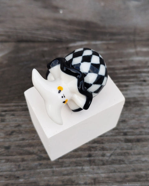 goatPIERROT Ceramic Art Toy [25.006: Arlecchimiao in Black and White]