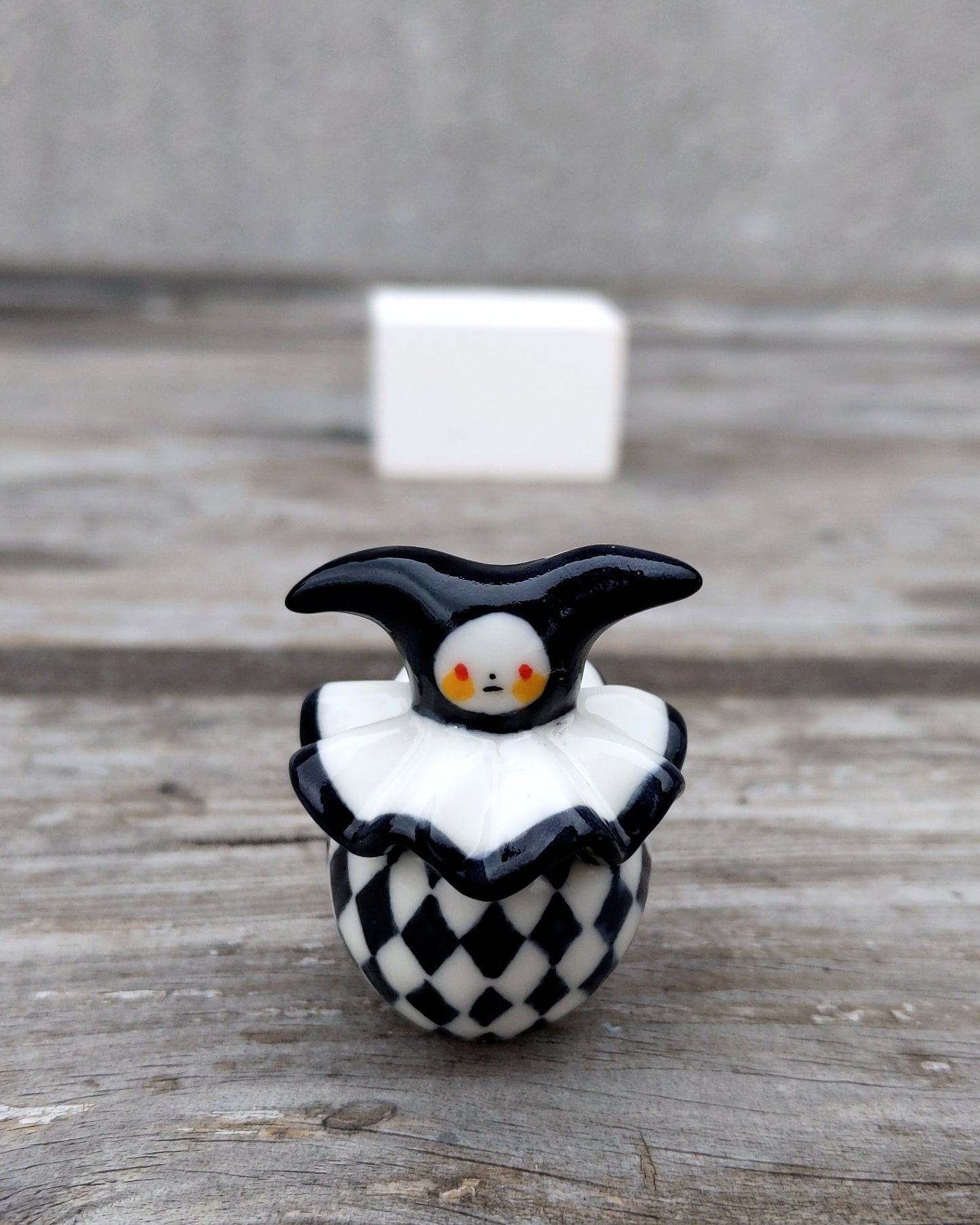 goatPIERROT Ceramic Art Toy [25.020: Arlecchimiao in Black and White