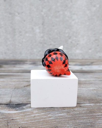 goatPIERROT Ceramic Art Toy [25.021: Arlecchimiao in Red and Black]