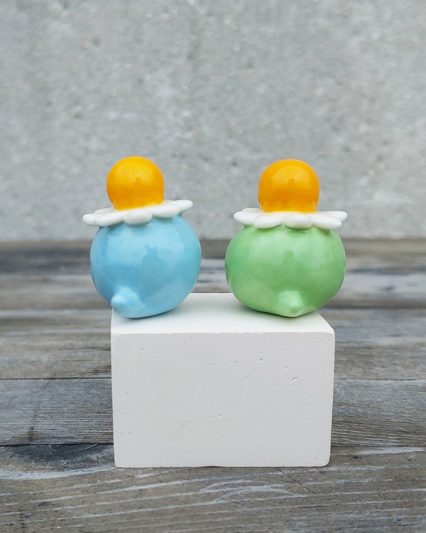 goatPIERROT Ceramic Art Toy [25.028 + 25.029: Chamomile Birbauble Duo, Set of Two]