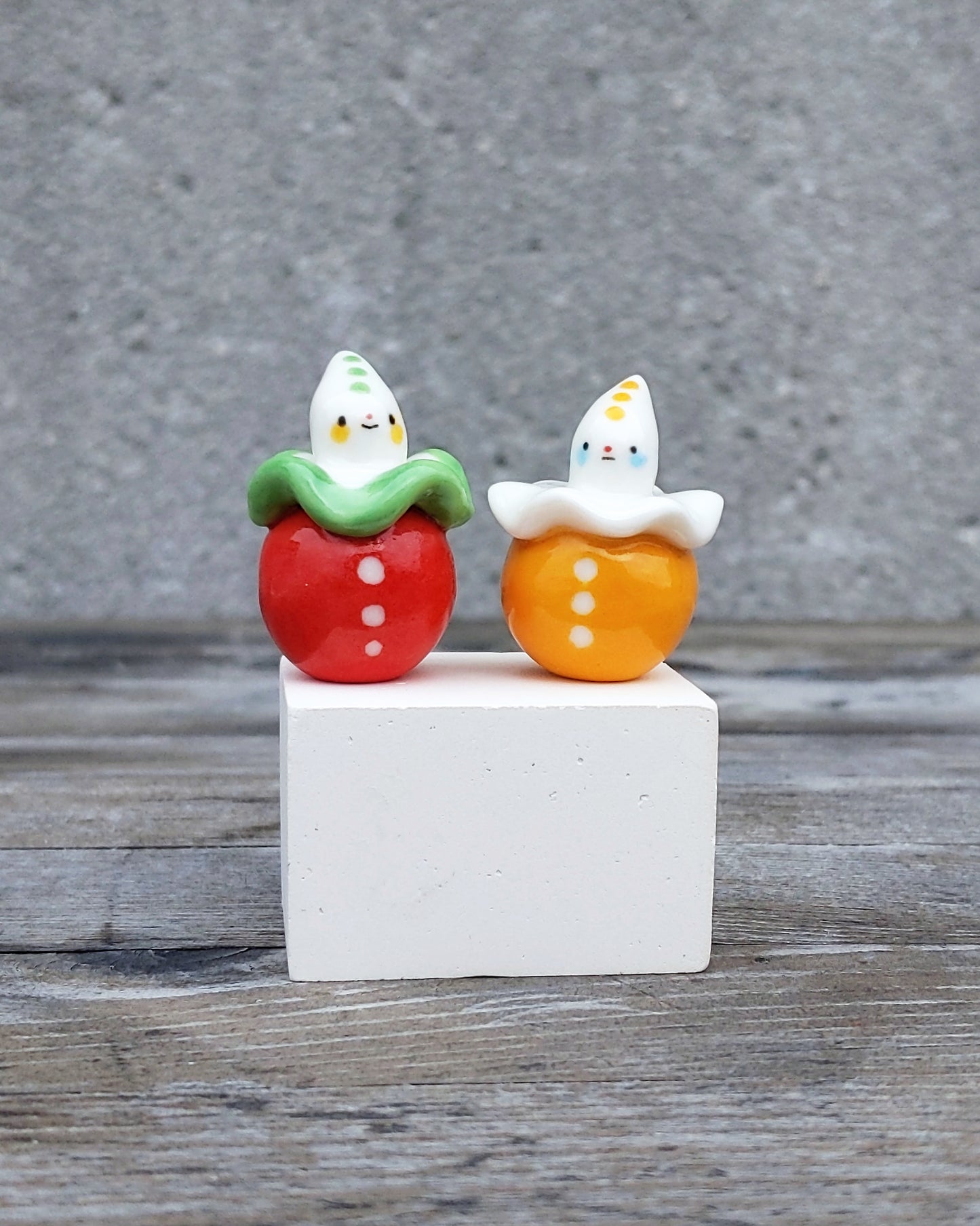 goatPIERROT Ceramic Art Toy [25.024 + 25.025: Tomato and Egg Pierrot Birbauble Duo]