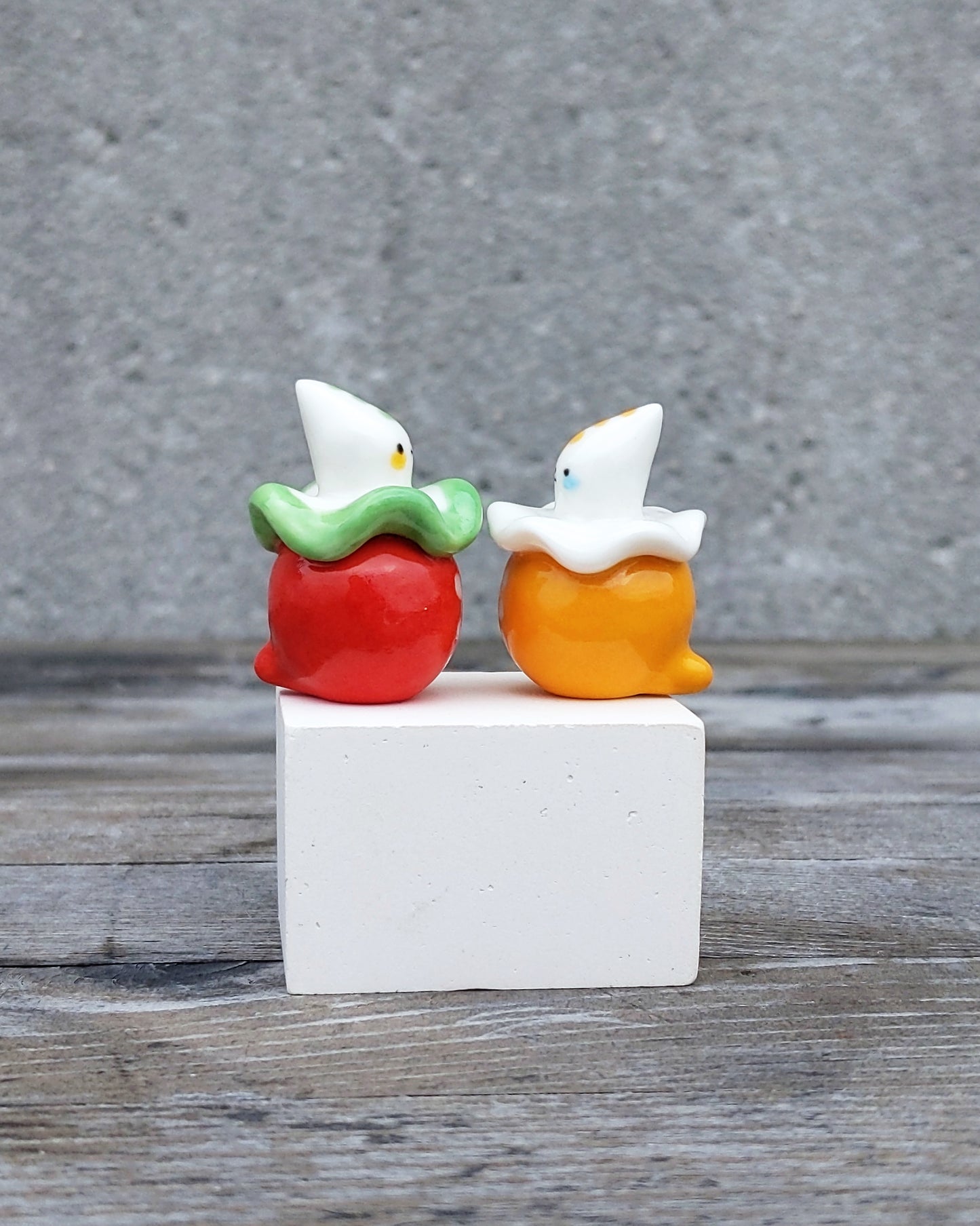 goatPIERROT Ceramic Art Toy [25.024 + 25.025: Tomato and Egg Pierrot Birbauble Duo]