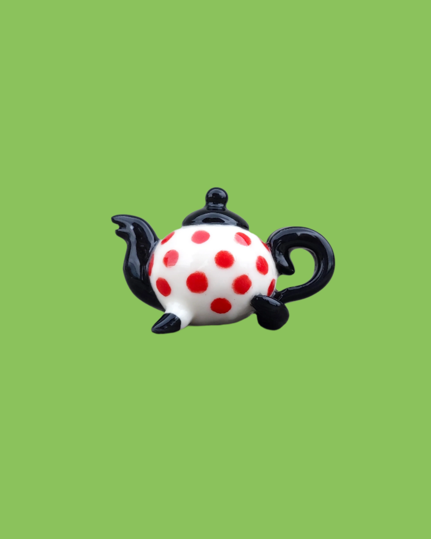 goatPIERROT Ceramic Art Toy [25.039: Teahorse in Black and Red]