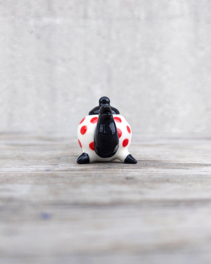 goatPIERROT Ceramic Art Toy [25.039: Teahorse in Black and Red]