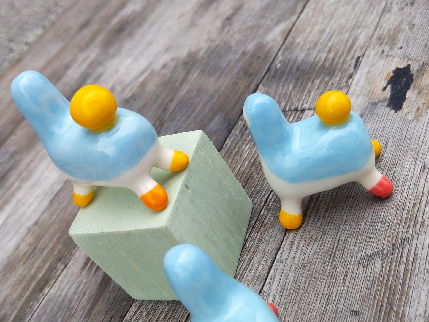 goatPIERROT Ceramic Art Toy [25.043 - 25.044: Tinybirdhorse in Blue, Listed Individually]