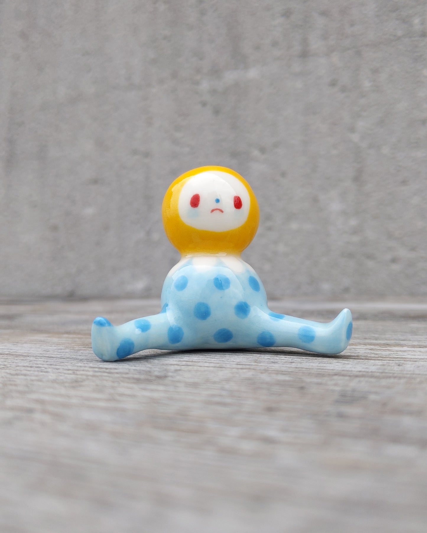 goatPIERROT Ceramic Art Toy [25.043: Daisy Pajama Bobblenoggin Tinybirdman]