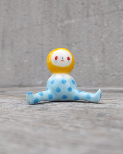 goatPIERROT Ceramic Art Toy [25.043: Daisy Pajama Bobblenoggin Tinybirdman]