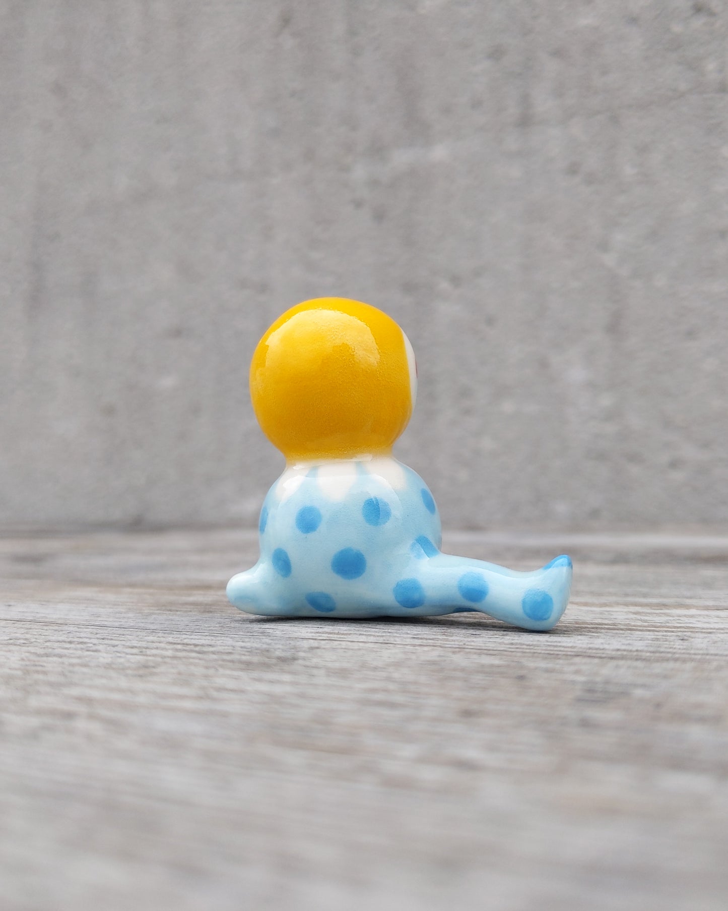 goatPIERROT Ceramic Art Toy [25.043: Daisy Pajama Bobblenoggin Tinybirdman]