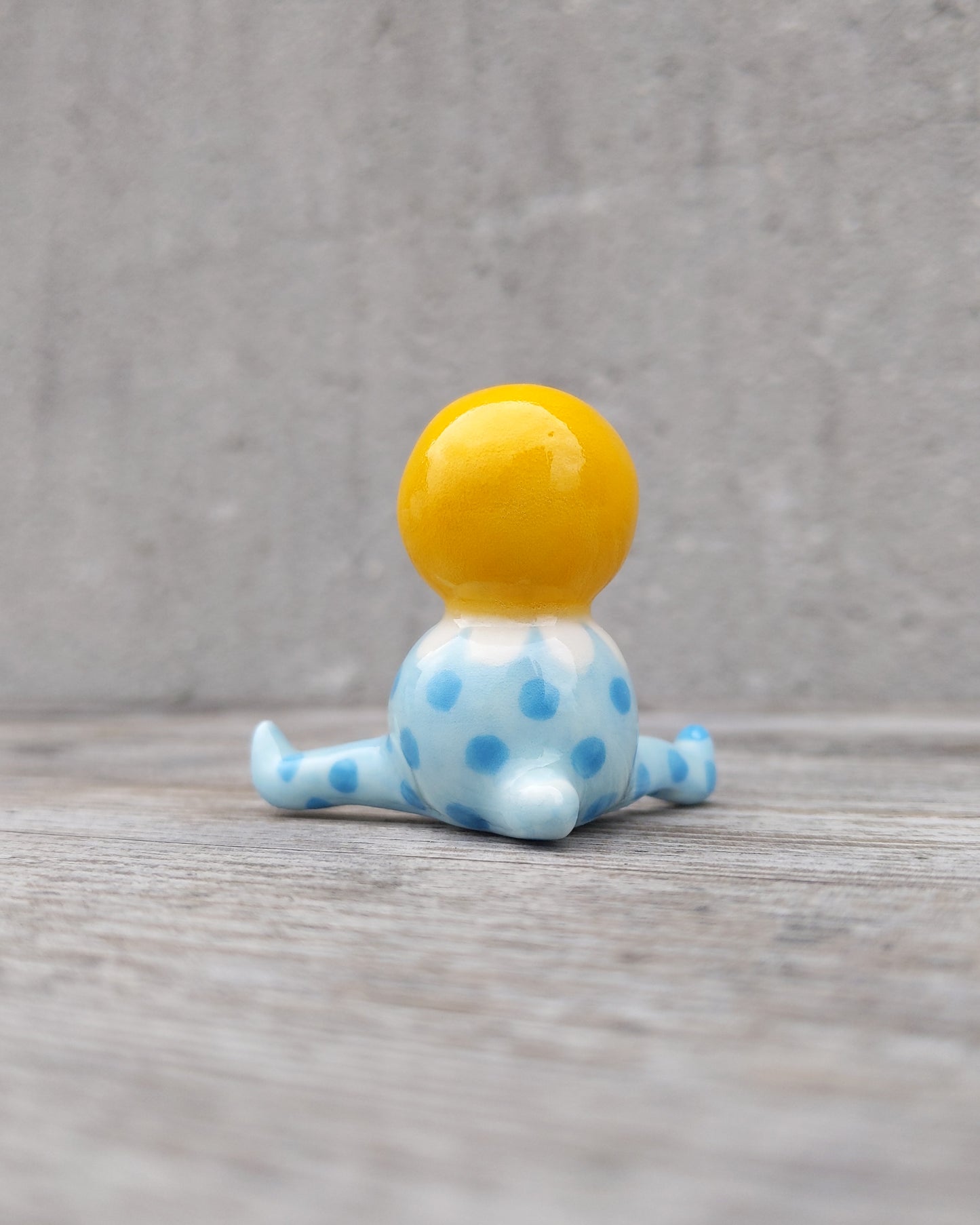 goatPIERROT Ceramic Art Toy [25.043: Daisy Pajama Bobblenoggin Tinybirdman]
