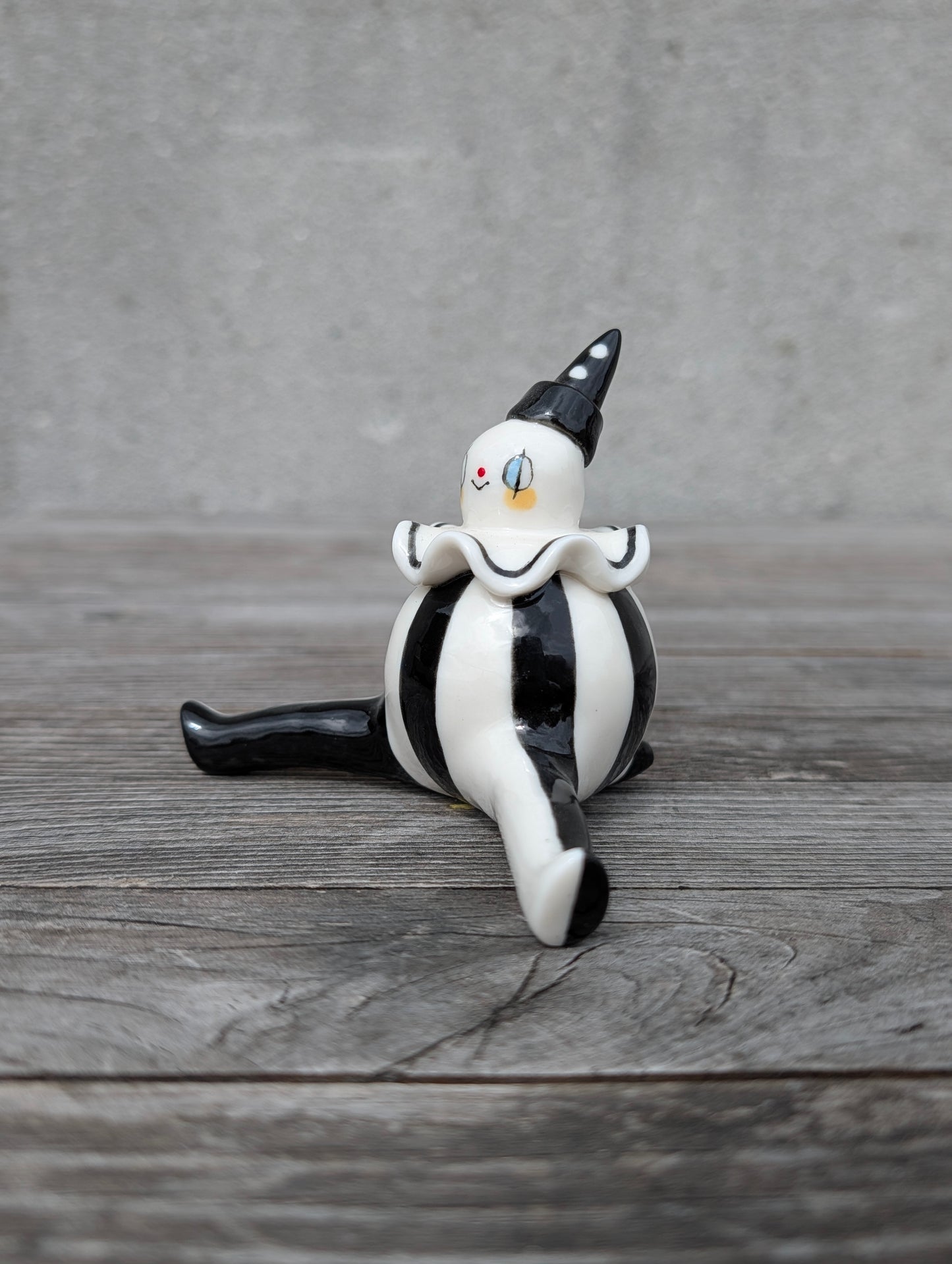 goatPIERROT Ceramic Art Toy [Holsomclown Tinybirdman, 3.5 inches tall]
