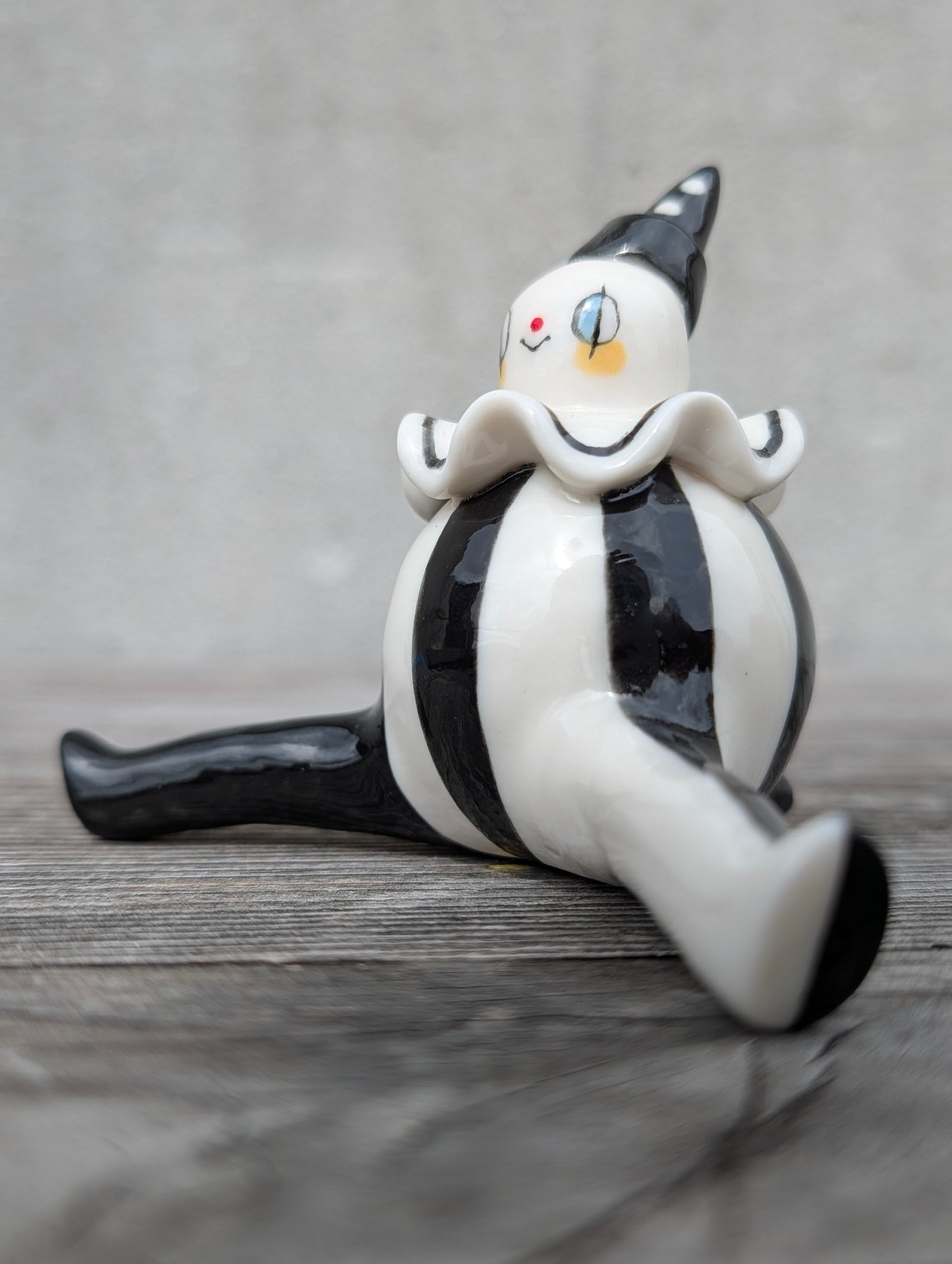 goatPIERROT Ceramic Art Toy [Holsomclown Tinybirdman, 3.5 inches tall]