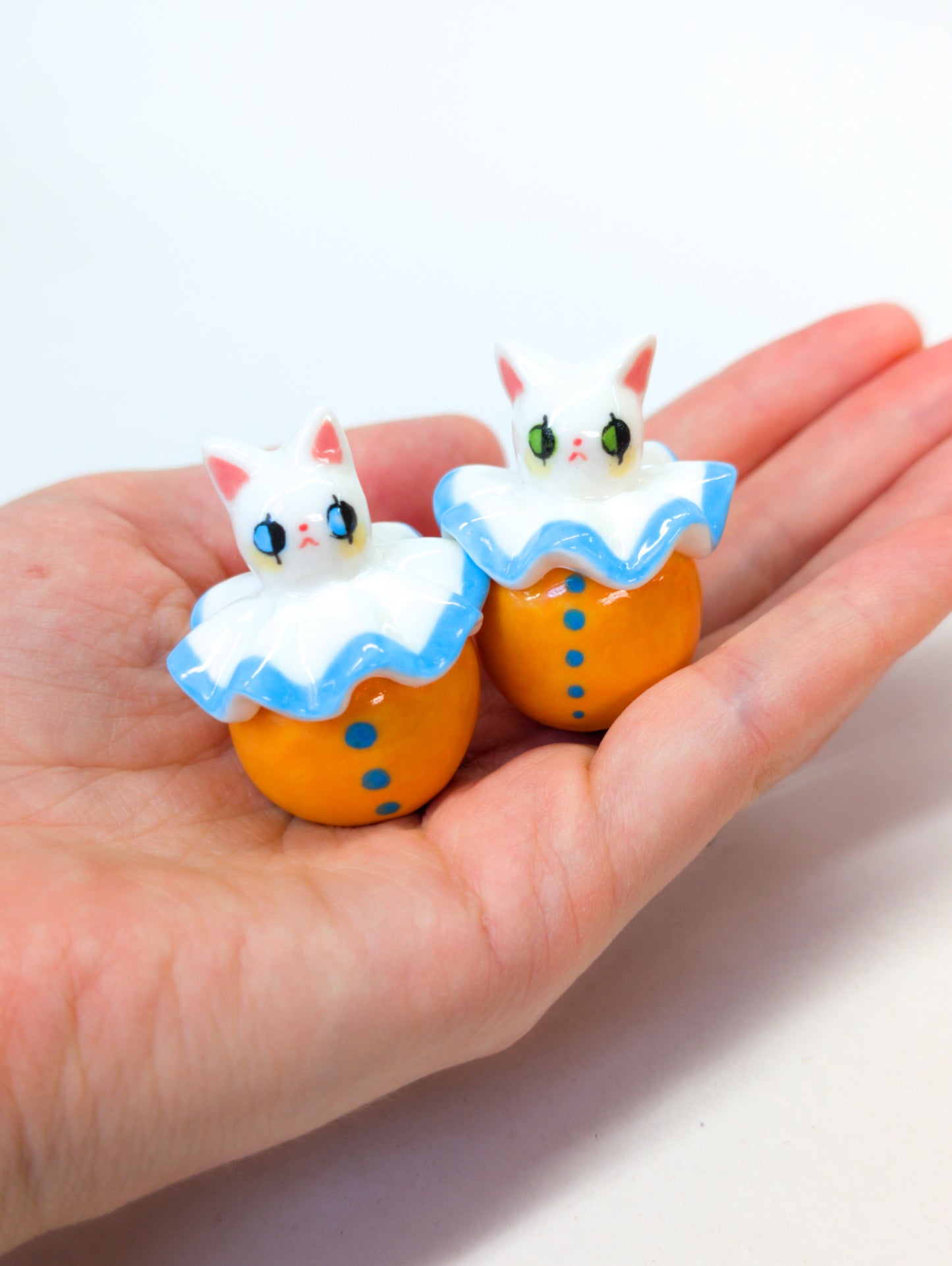 goatPIERROT Ceramic Art Toy [Cat Pierrots in Orange and Blue]