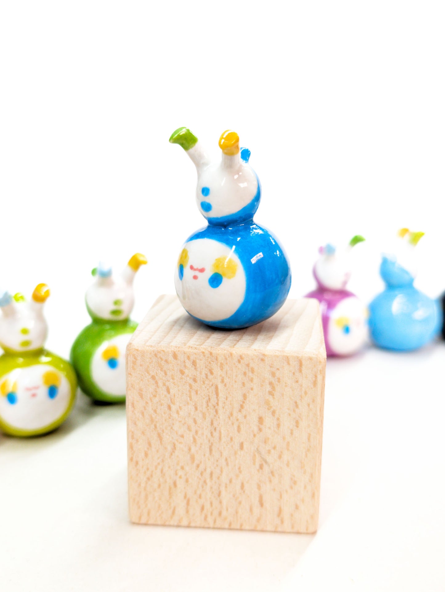 goatPIERROT Ceramic Art Toy [Upside-Down Bobblenoggins, 4cm tall]