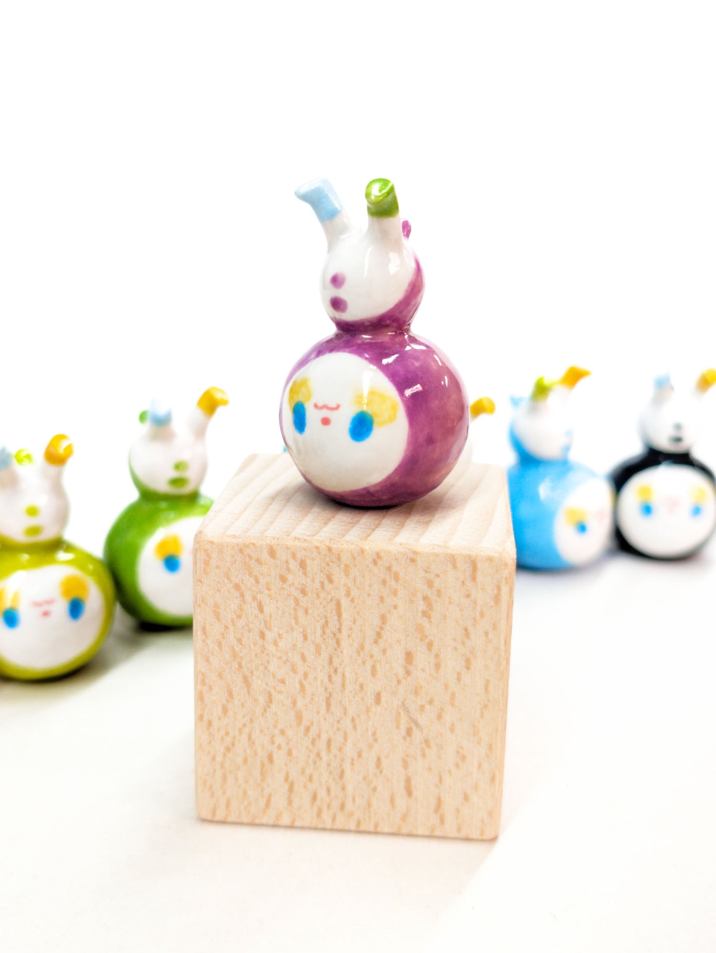 goatPIERROT Ceramic Art Toy [Upside-Down Bobblenoggins, 4cm tall]