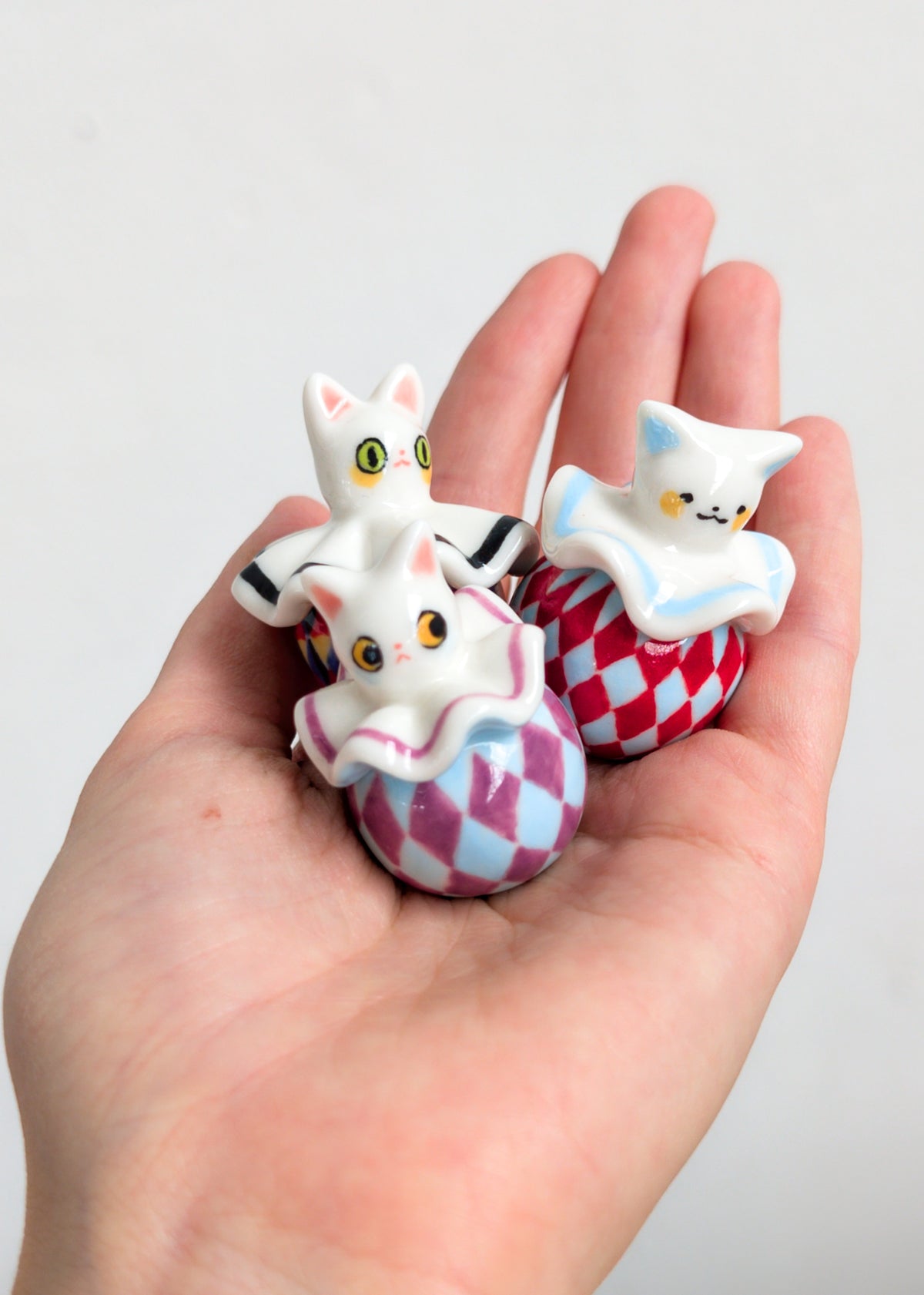 goatPIERROT Ceramic Art Toy 26.09.01 [Holsomcat in Black and White Harlequin Print]