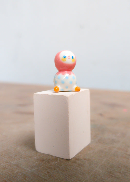 goatPIERROT Ceramic Art Toy 26.09.11 [Pink Flower Bobblenubbin with Blue Polka Dots, 3cm tall]