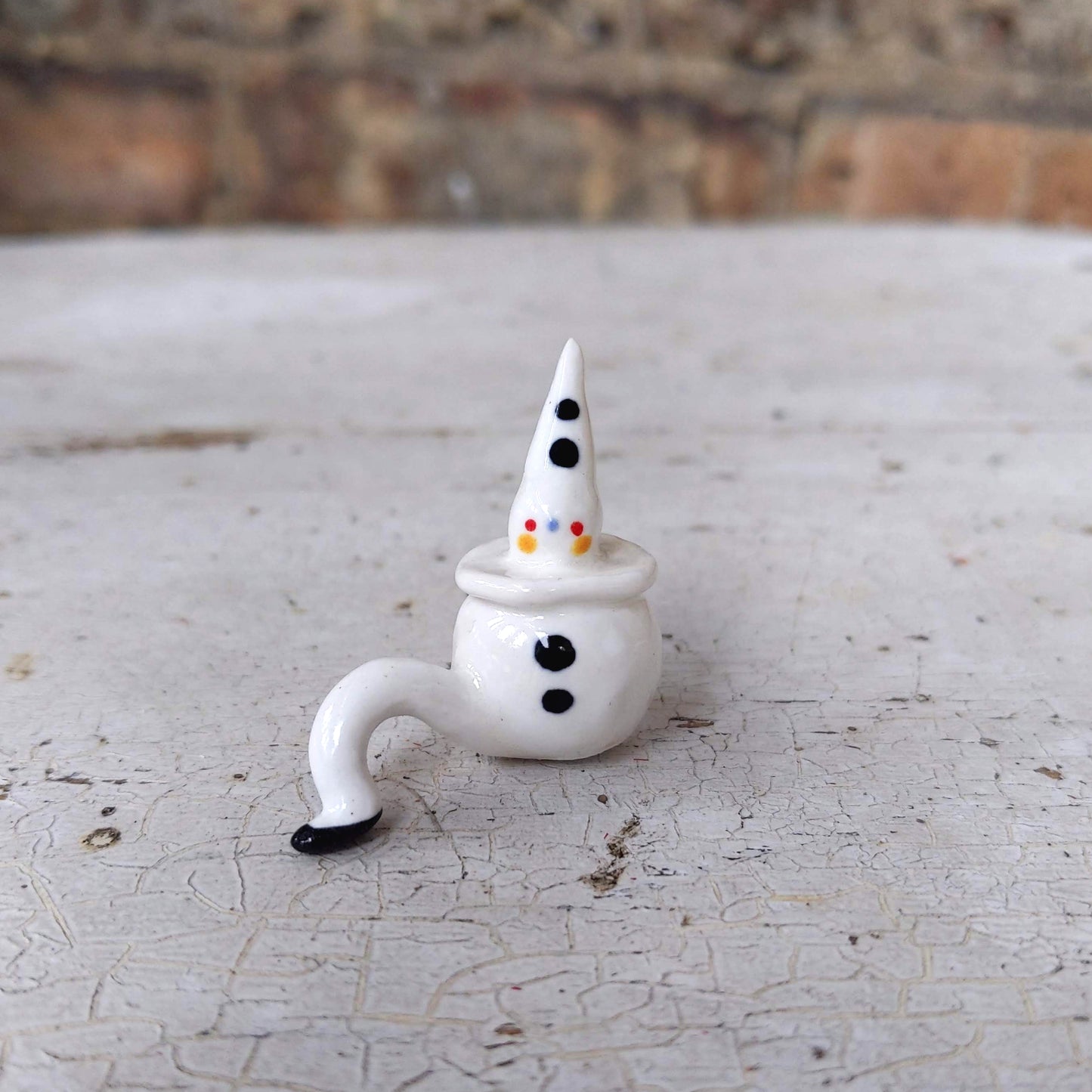 Tinybirdman Ceramic Art Toy [One-legged Pierrot]