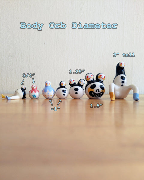 Tinybirdman Ceramic Art Toy [22.085 Lacey Daisy Jumper]
