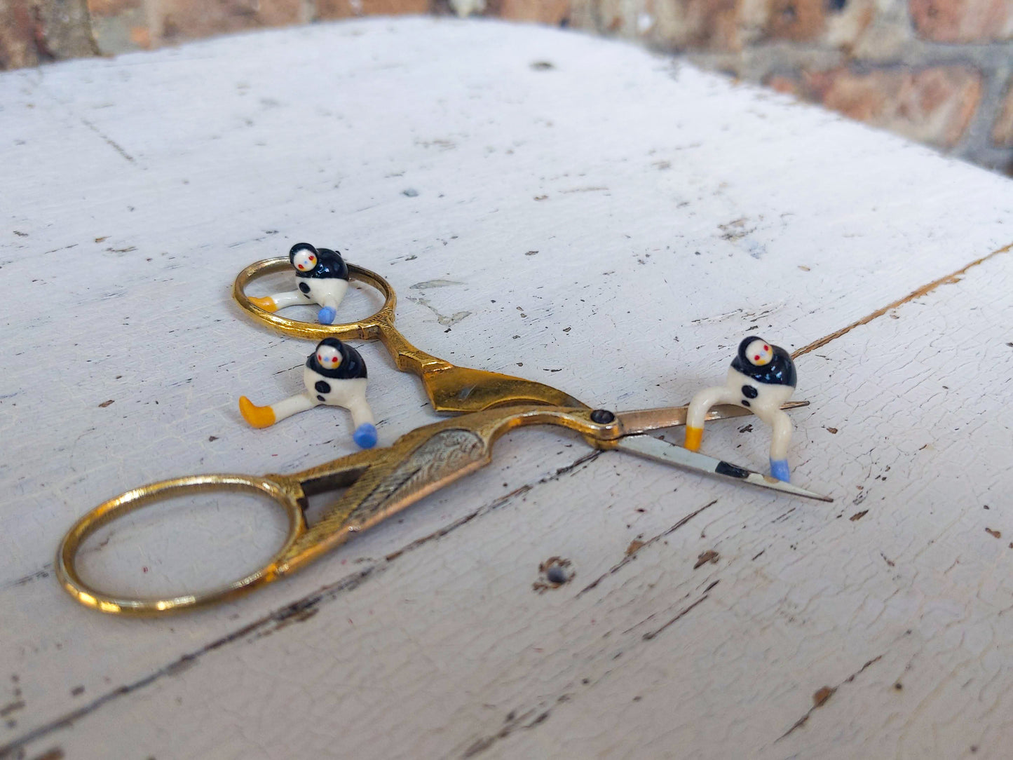 Tiniestbirdman [Pea-sized Porcelain Art Toy]