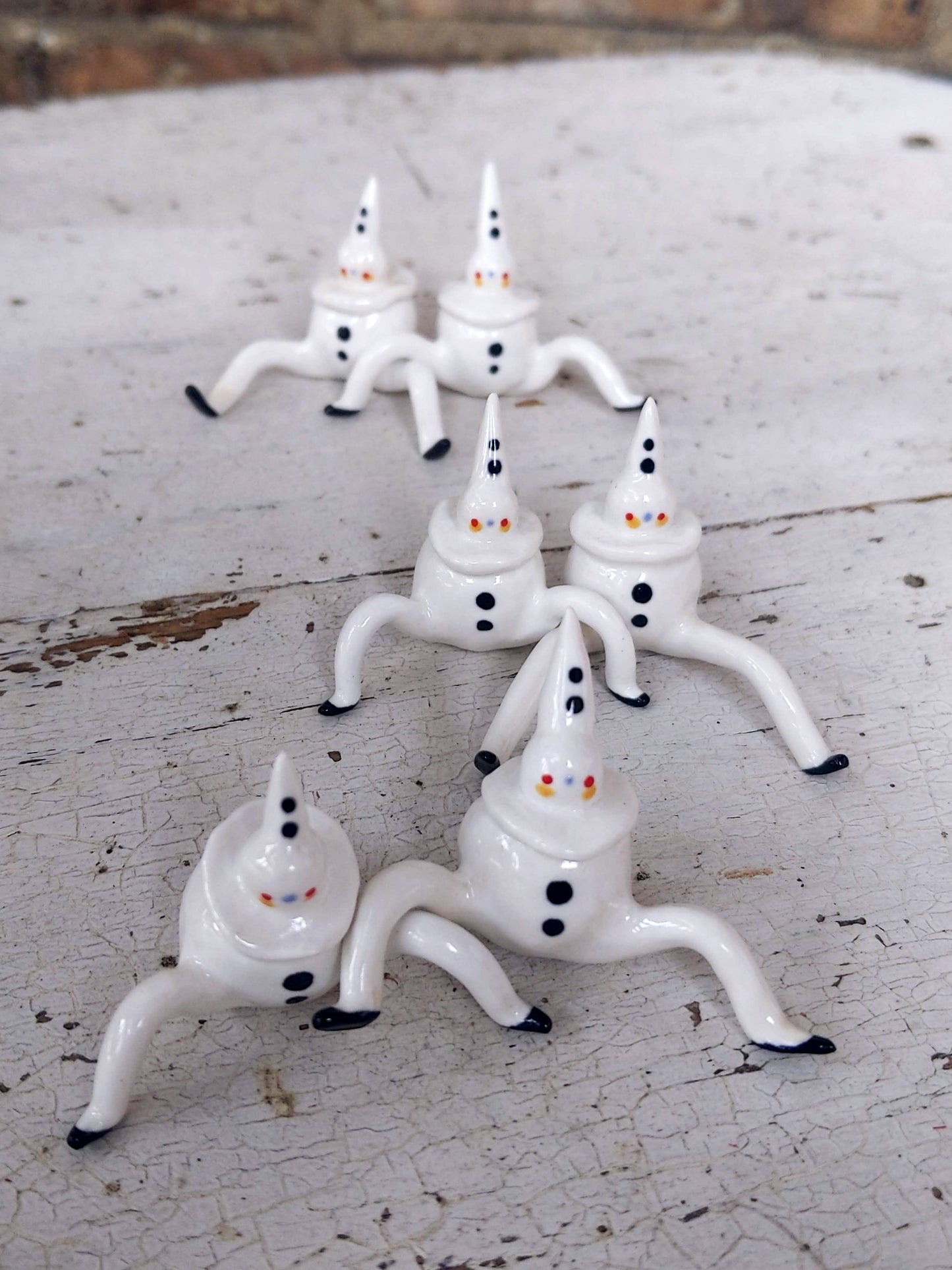 [2021 PRE-ORDER] Pierrot Tinybirdman Ceramic Art Toy