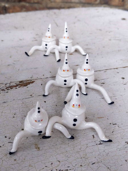 [April 2021 PRE-ORDER] Pierrot Tinybirdman Ceramic Art Toy
