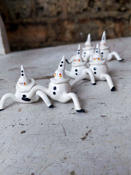 [April 2021 PRE-ORDER] Pierrot Tinybirdman Ceramic Art Toy
