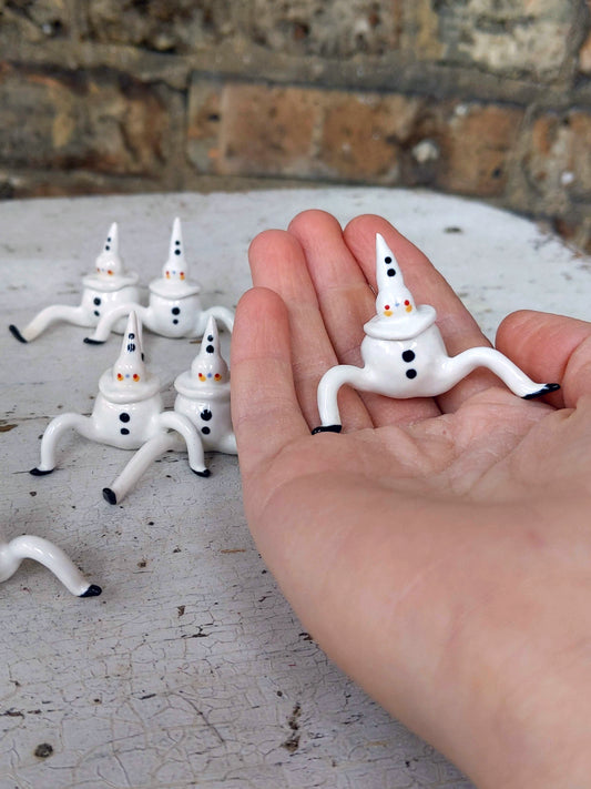 Tinybirdman Ceramic Art Toy [Pierrot]