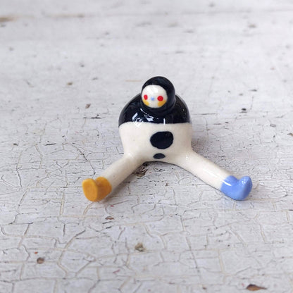 Tinybirdman Ceramic Art Toy [V Sitting Pose]