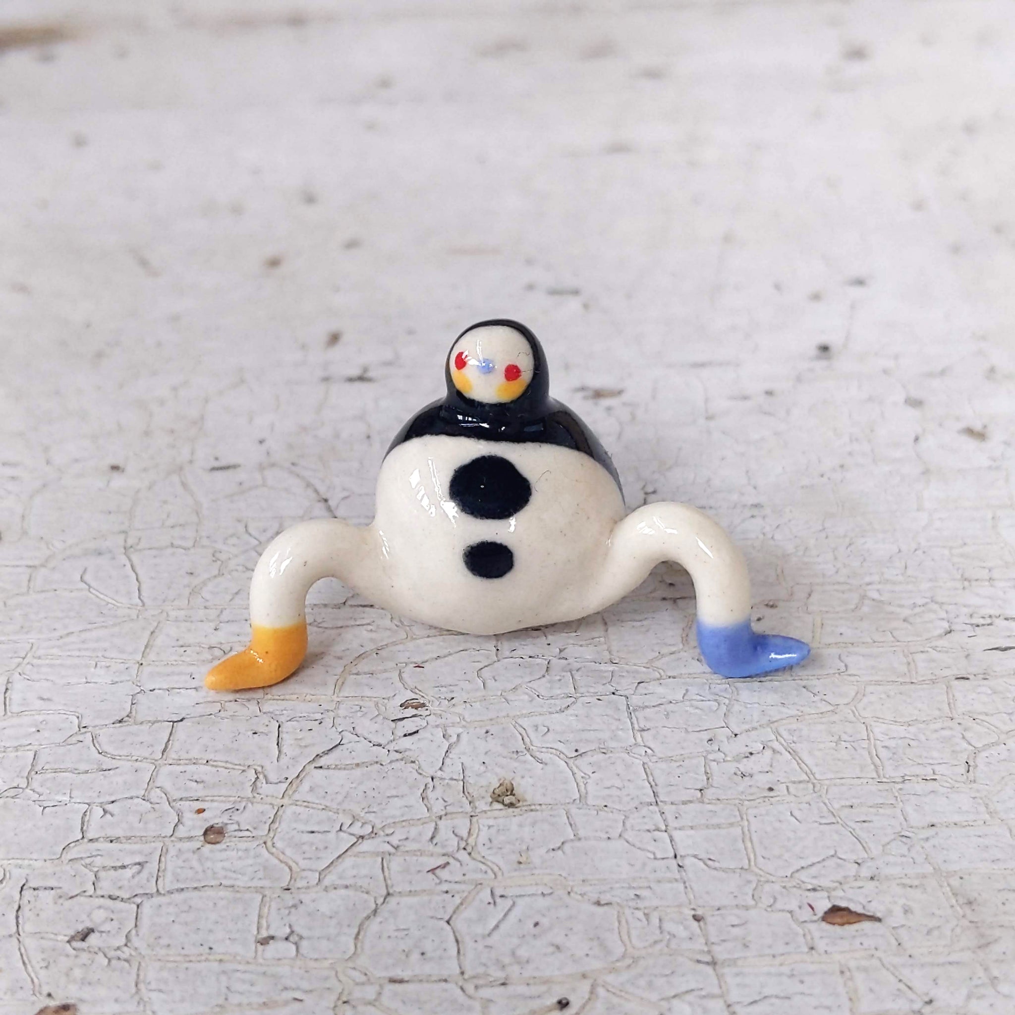 Tinybirdman Ceramic Art Toy [Macaroni Pose]